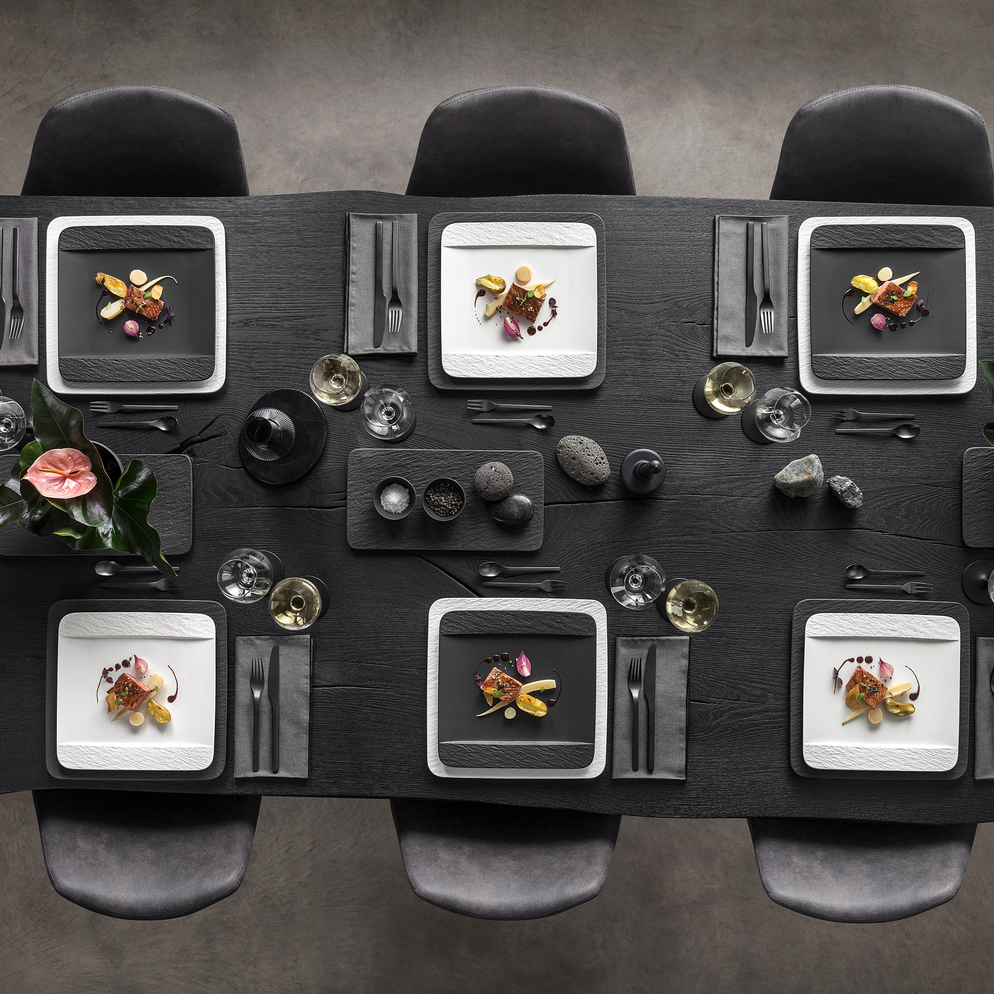 VB_104239_104240_113798_126556_manufacturerock_multi_col_04_l_012021_org