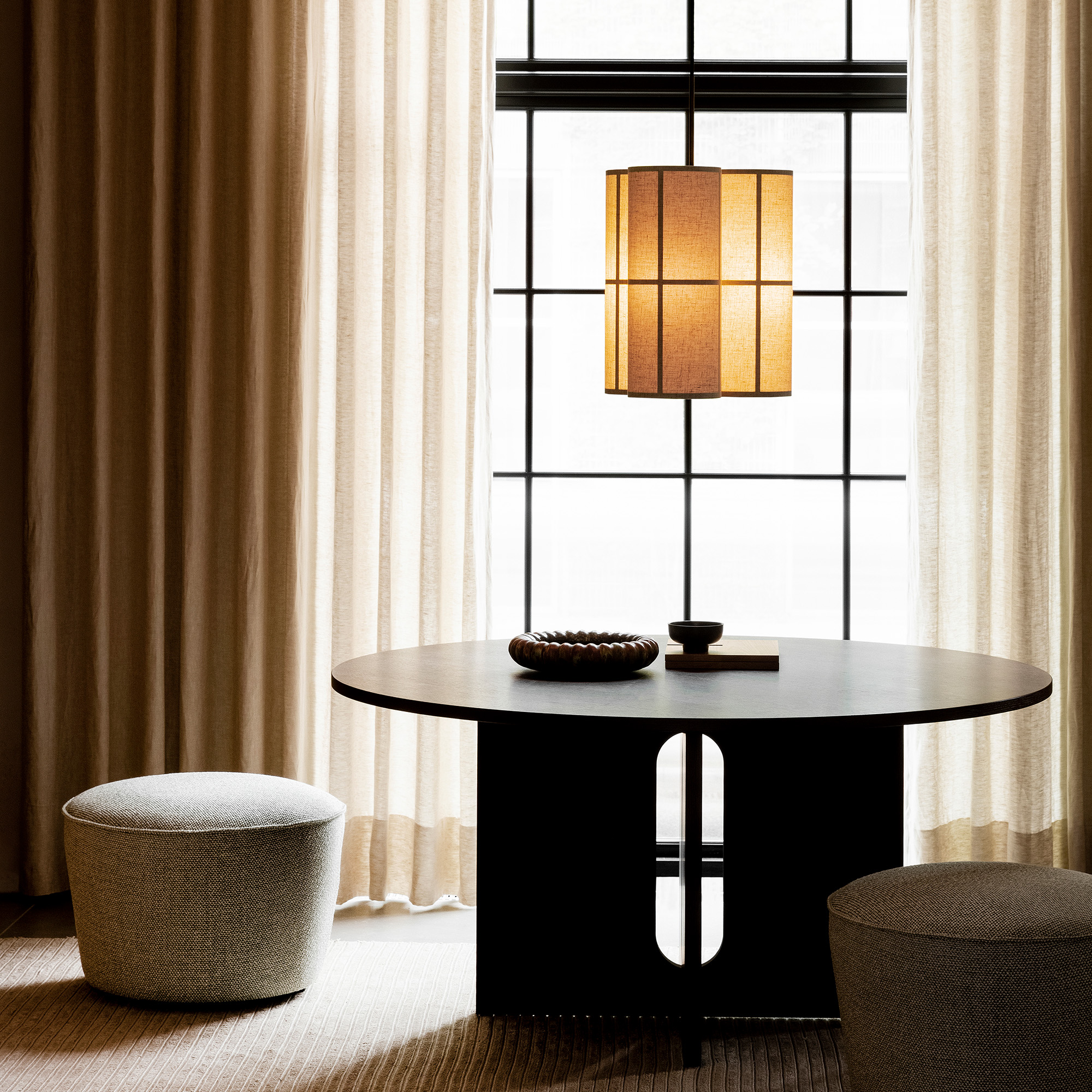 MENU_Hashira_Pendant_Cluster_Raw_Androgyne_Dining_Table_NNWD_Footed_Bowl_Cairn_Pouf_Houkime_Rug