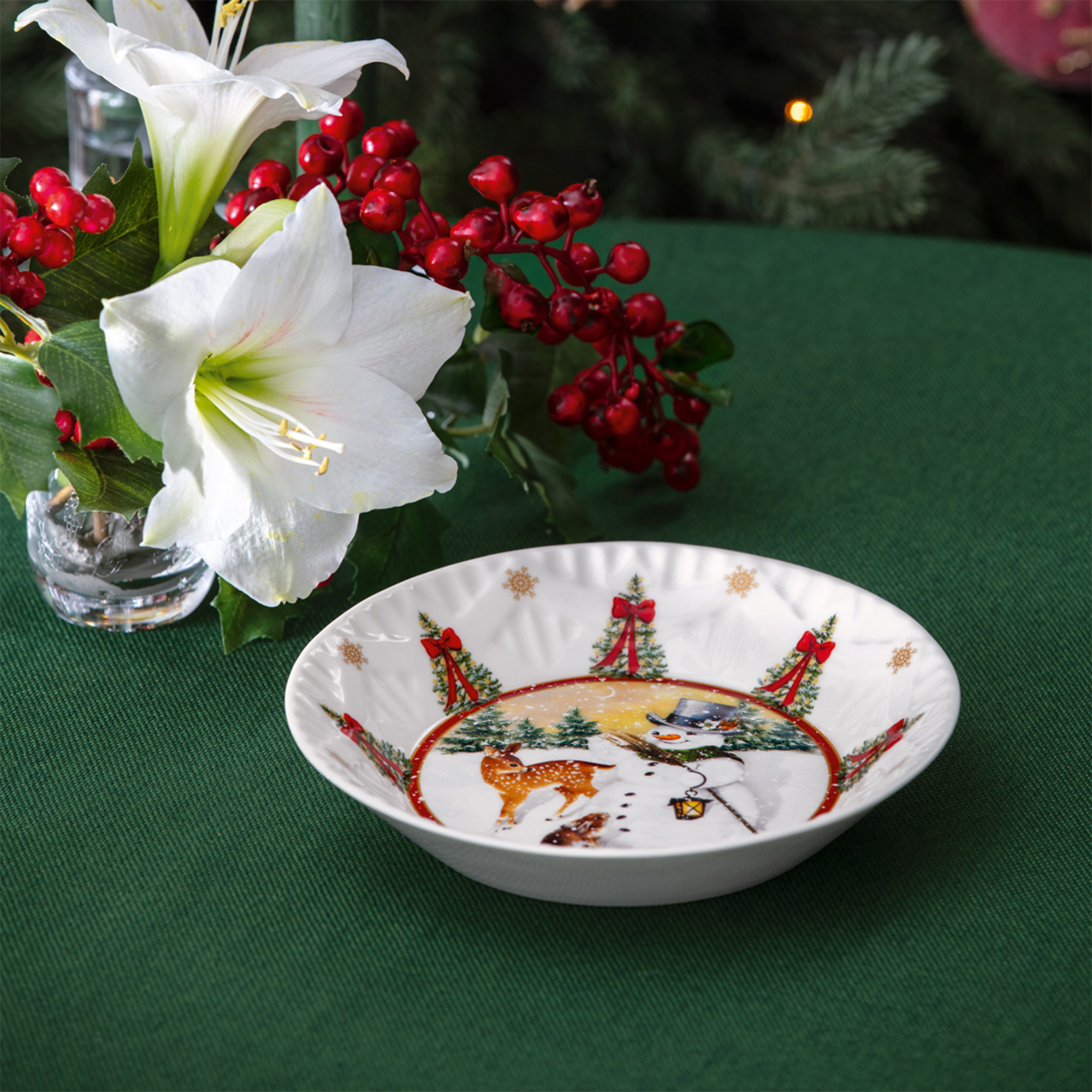 VB_1483323713_ToysFantasy_mono_foc_01_p_042024_org_1080x1080