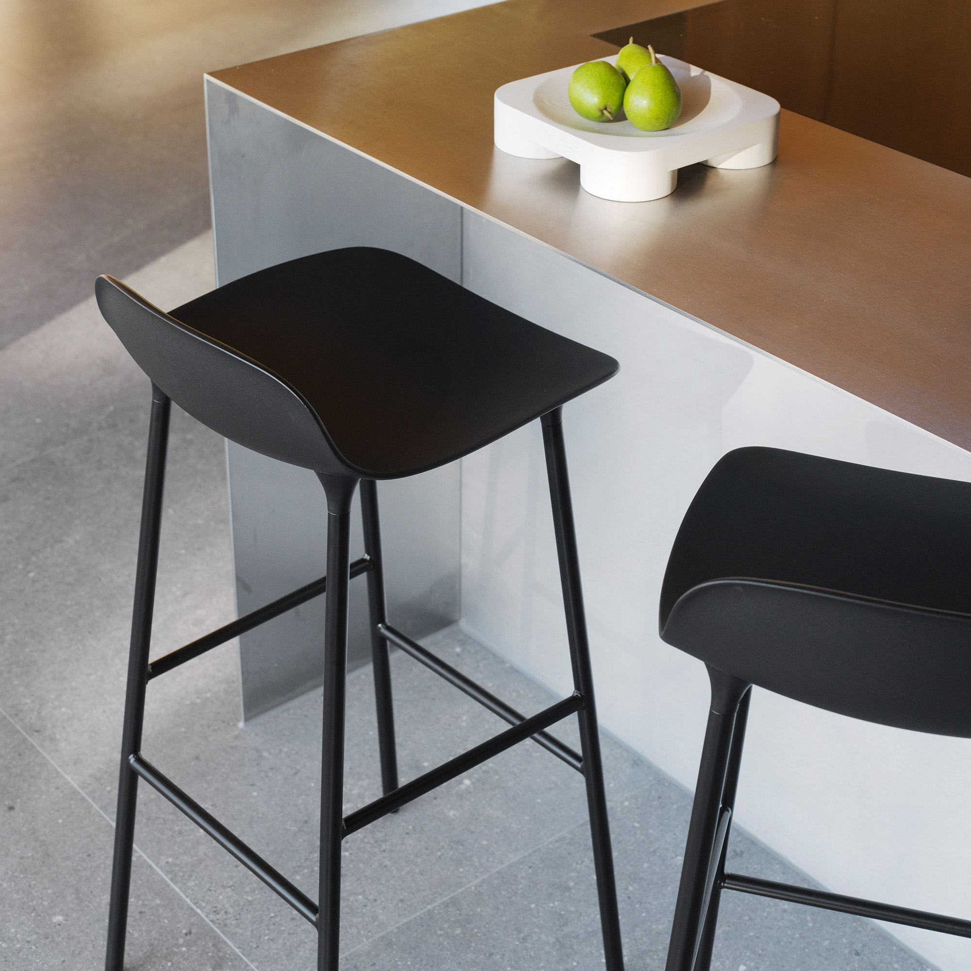 2024_Form_Barstool_Steel_65cm_Black_Chub_Large_Warm_Grey