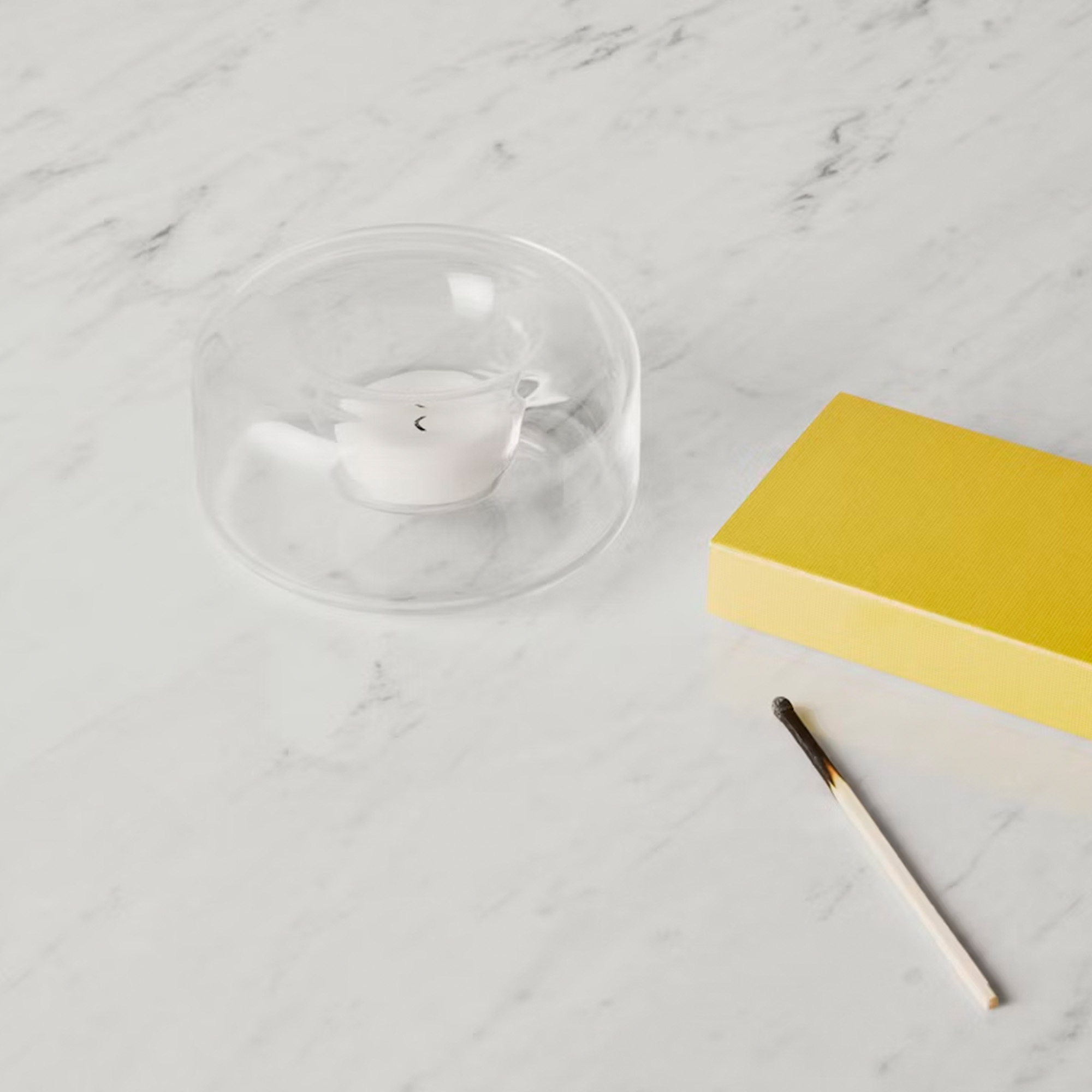 1723_2553fdc550-7062503_happy_votive_clear_47mm_kosta-boda_clara_von_zweigberg_env_3_3x4-original