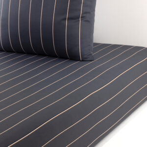 B Ray kummiga lina, Ebony