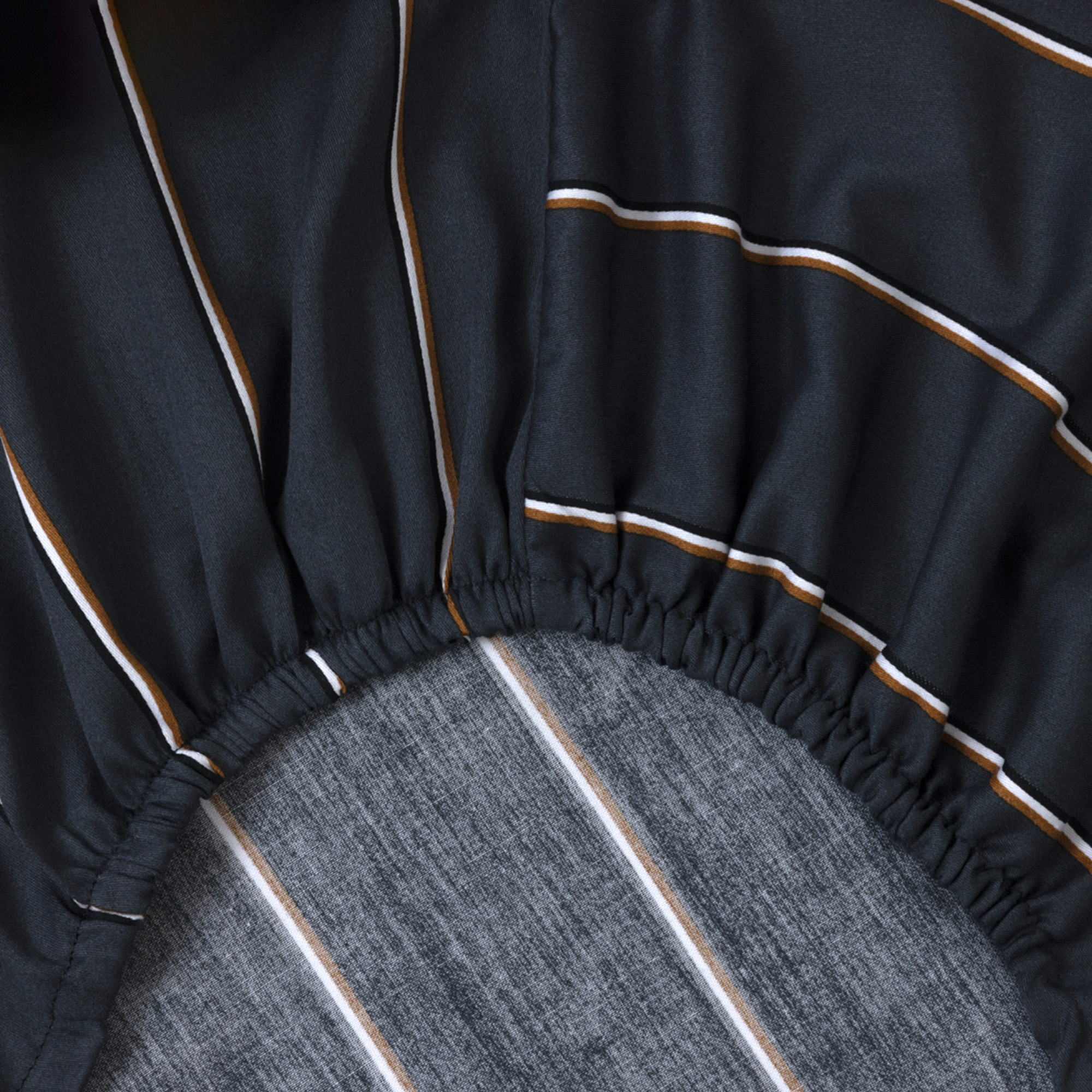 1067198_1067199_1067200_2