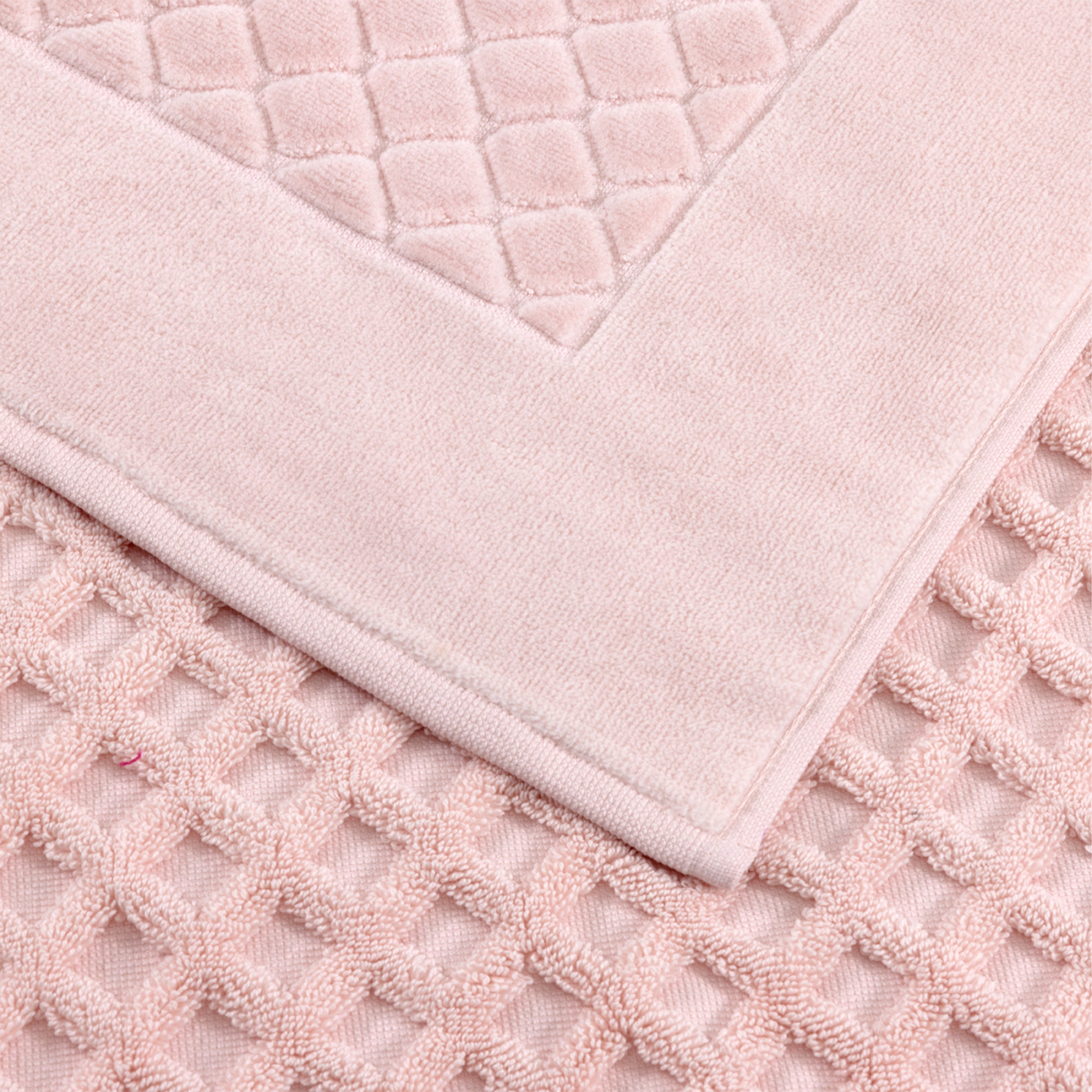 Bath mat ÉTOILE Pétale - Yves Delorme - yves-delorme_tapis-de-bain_petale_etoile_pe26_3152204516768_packshot-front-full_11_2