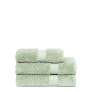 Etoile rätik, Amande